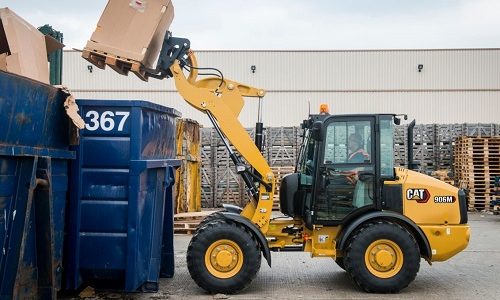 Compact wheel loader CAT 906M for rent
