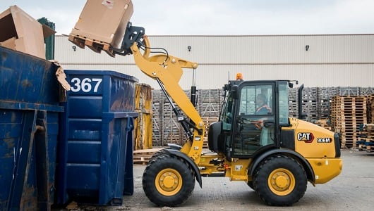 Compact wheel loader CAT 906M for rent